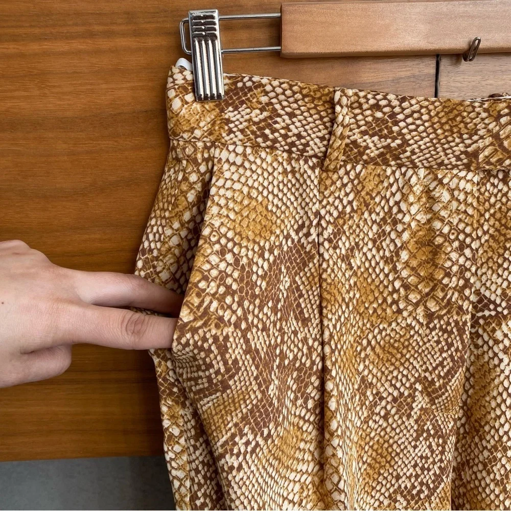 Babaton Pants SADIKI, Size 6